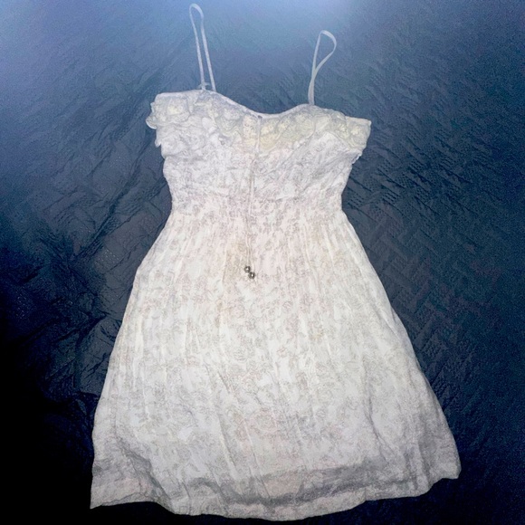 Women’s dress size Large, from Forever 21. Very feminine, comfortable & flowy. - Picture 1 of 8